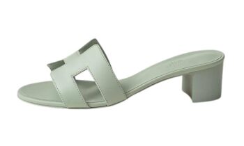 Oasis sandal