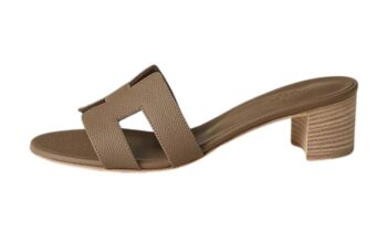 Oasis sandal